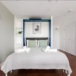 Studio Flat In Hackney